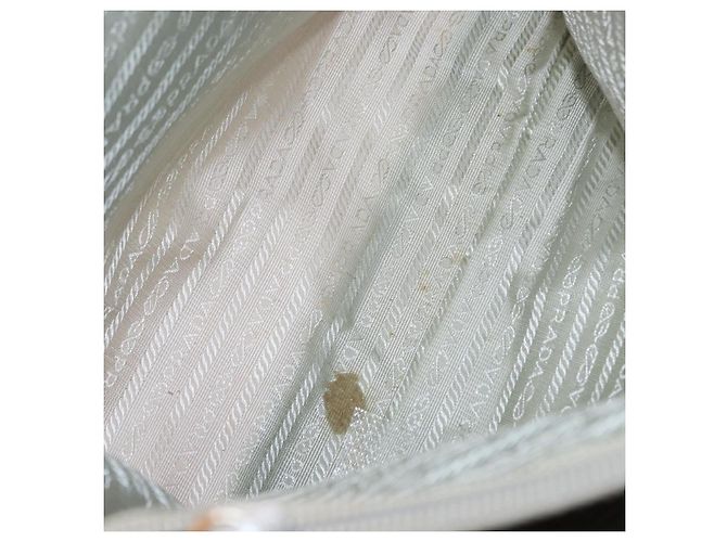 Borsa Tote Prada in Nylon Rosa Argento Auth 151432 - vista 17