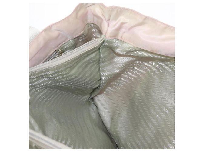 Borsa Tote Prada in Nylon Rosa Argento Auth 151432 - vista 22