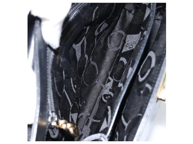 Borsa a mano Gancini in pelle nera e oro Salvatore Ferragamo Auth 155657 Nero D'oro - vista 17