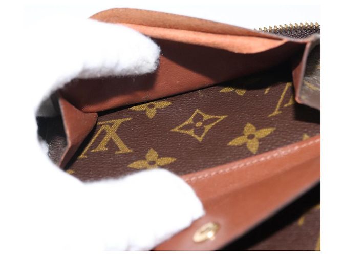 LOUIS VUITTON Monogram Poche Escapade Custodia da Viaggio M60113 LV Auth 154882 Monogramma - vista 19