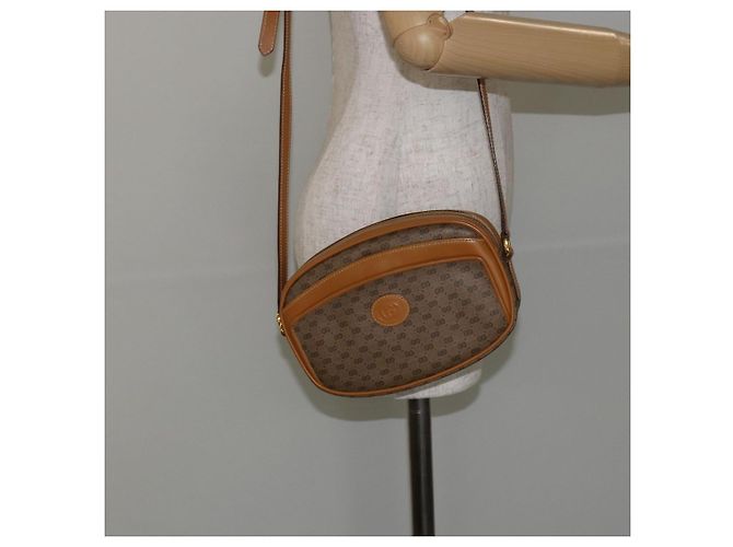 Borsa a Spalla Micro GG Canvas Gucci in Pelle PVC Beige Auth ki6001 - vista 23