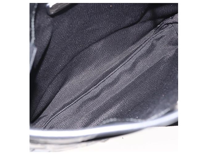 Bolsa de Ombro Gancini Emalhe Preta Auth BA6810 de Salvatore Ferragamo Preto - vista 16