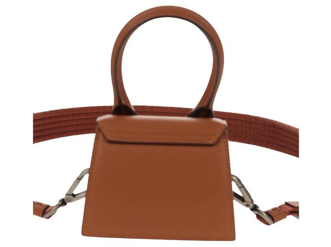 Borsa a mano mini JACQUEMUS in pelle 2 in 1 marrone oro Auth 128501M D'oro - vista 2