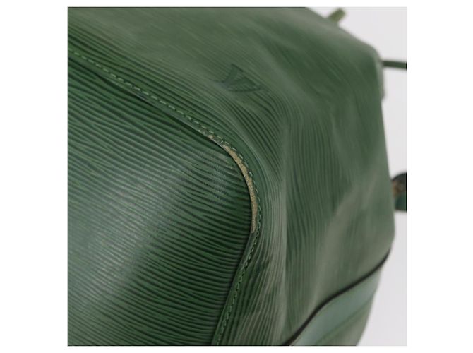 Noe LOUIS VUITTON Borsa a Spalla Petit Noé Epi Verde M44104 LV Auth BA8589 - vista 14