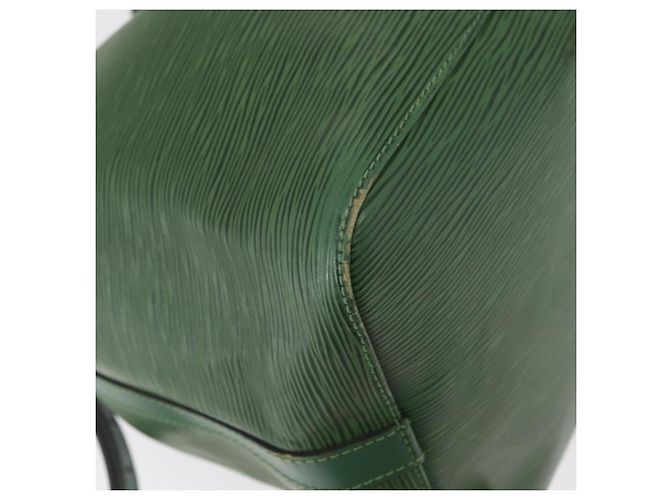 Noe LOUIS VUITTON Borsa a Spalla Petit Noé Epi Verde M44104 LV Auth BA8589 - vista 15