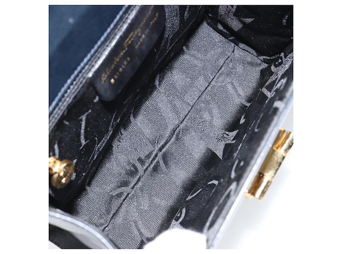 Borsa a Spalla Gancini in Pelle Salvatore Ferragamo Blu Navy Oro Auth 154591 D'oro - vista 11