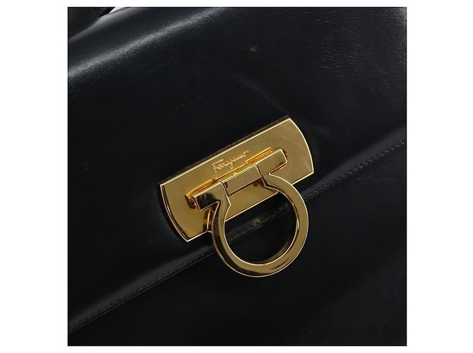 Borsa a Spalla Gancini in Pelle Salvatore Ferragamo Blu Navy Oro Auth 154591 D'oro - vista 17