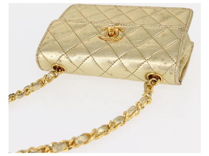 CHANEL Mini Matelassé Borsa a Spalla con Catena in Pelle di Agnello Oro CC Auth 152962 D'oro - vista 7