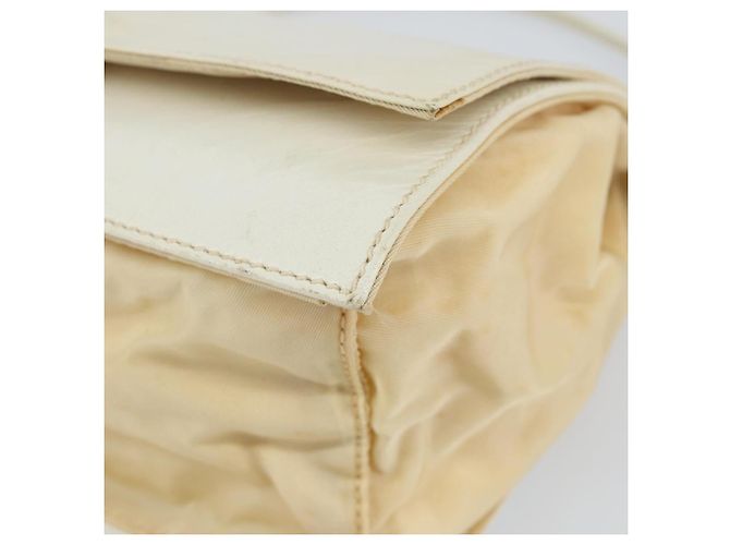 Borsa a Spalla in Pelle PRADA con Catena Bianca Auth 151883 Bianco - vista 14