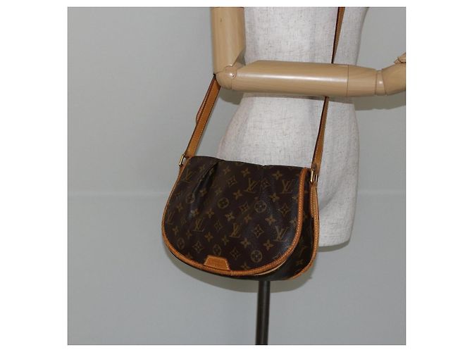 LOUIS VUITTON Borsa a Spalla Monogram Menilmontant PM M40474 LV Auth ep10977 Monogramma - vista 24
