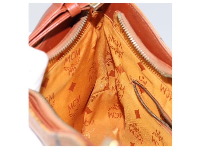 Sac à épaule MCM Logogram Vicetos en cuir PVC marron et or Auth BA7031 Doré - vue 21