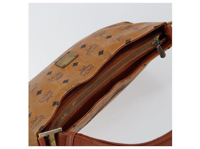 Sac à épaule MCM Logogram Vicetos en cuir PVC marron et or Auth BA7031 Doré - vue 6