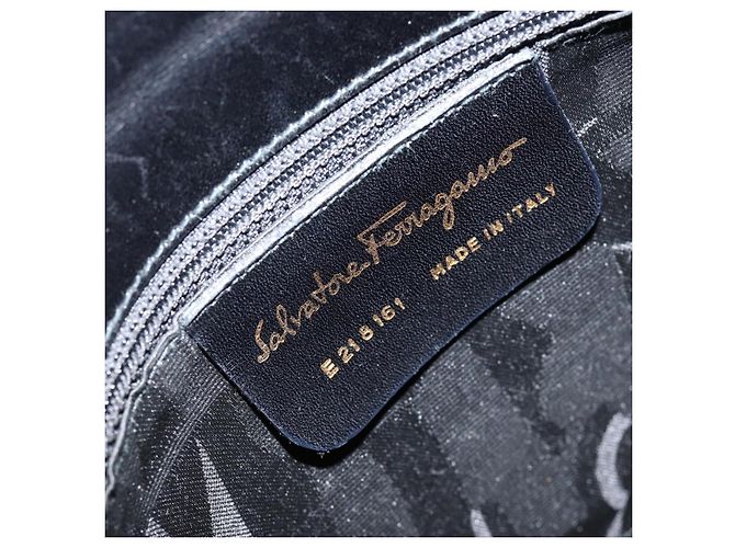 Gancini Schultertasche aus Leder Schwarz Gold Auth BA8397 von Salvatore Ferragamo Golden - Ansicht 12