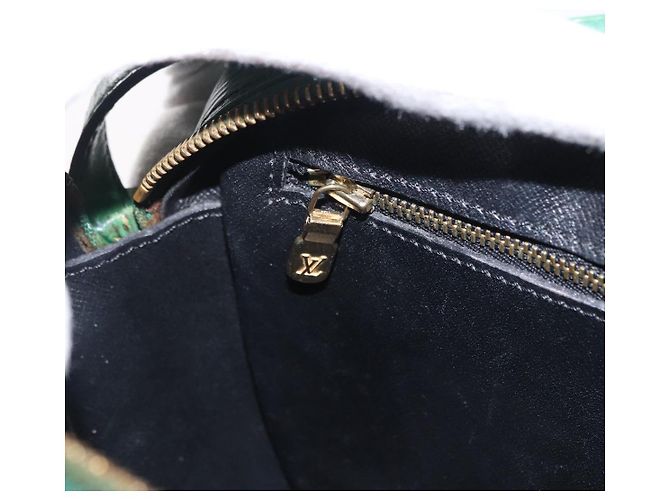 LOUIS VUITTON Sac à épaule Epi Jeune Fille MM Vert M52154 LV Auth 153917 - vue 22