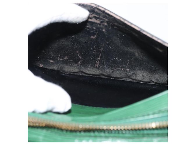 LOUIS VUITTON Sac à épaule Epi Jeune Fille MM Vert M52154 LV Auth 153917 - vue 23