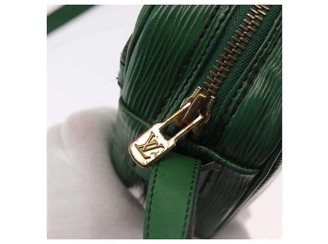 LOUIS VUITTON Sac à épaule Epi Jeune Fille MM Vert M52154 LV Auth 153917 - vue 9