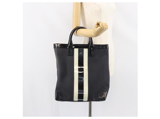 Borsa a mano GUCCI in tela nera e argento 002 1121 1669 Auth 151479 Nero - vista 23