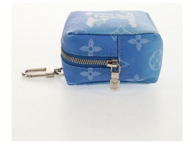 LOUIS VUITTON Pochette Quadrata Bijoux Monogram Clouds Blu MP2792 Auth 145601SM Monogramma - vista 3
