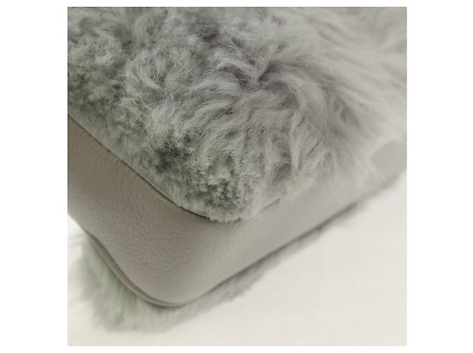 Borsa a Spalla Miu Miu in Pelliccia Grigia Oro Auth 134337V Marrone D'oro - vista 17