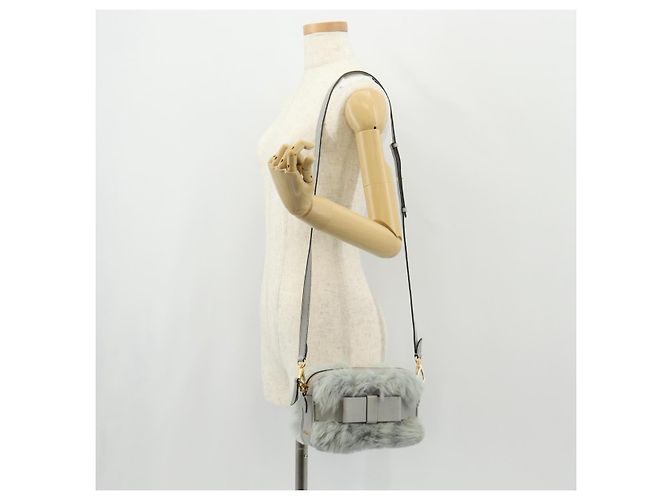 Borsa a Spalla Miu Miu in Pelliccia Grigia Oro Auth 134337V Marrone D'oro - vista 25