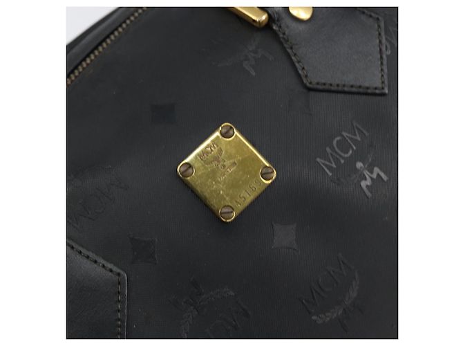 MCM Vicetos Logogram Borsa a Mano PVC 2in1 Nero Oro Auth 151262 D'oro - vista 16