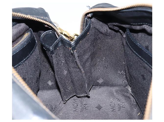 MCM Vicetos Logogram Borsa a Mano PVC 2in1 Nero Oro Auth 151262 D'oro - vista 20