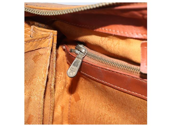 Borsa MCM Logogram Vicetos in pelle PVC marrone e oro Auth BA8640 D'oro - vista 21