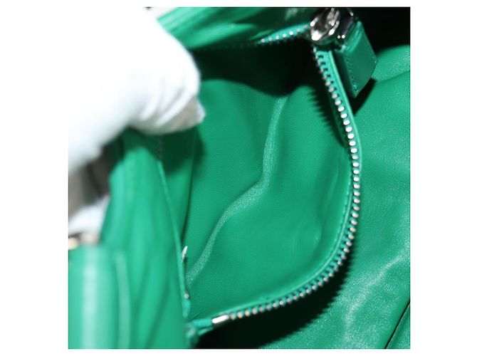 PRADA Bolsa Moon Bag de Cuero 2 en 1 Verde Plata Auth 152696SAM - vista 28