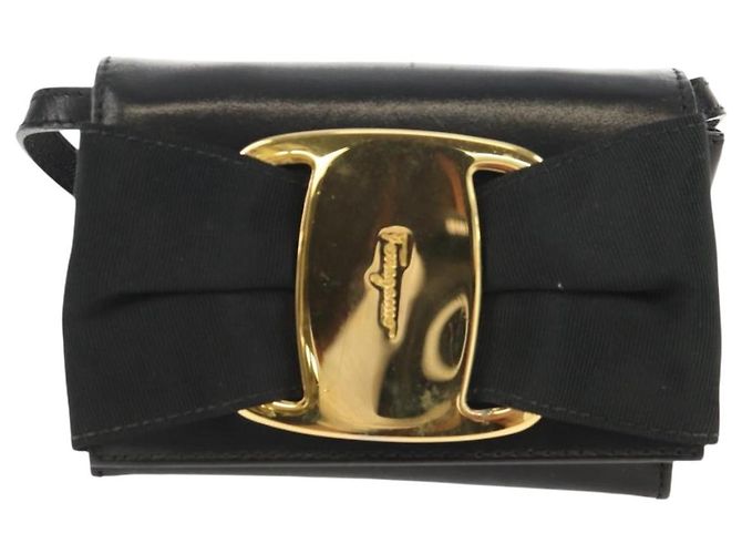 Borsa a Spalla Vala in Pelle Nera e Oro Auth BA8393V di Salvatore Ferragamo Nero D'oro - vista 13