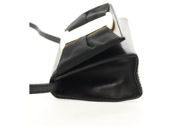 Borsa a Spalla Vala in Pelle Nera e Oro Auth BA8393V di Salvatore Ferragamo Nero D'oro - vista 3
