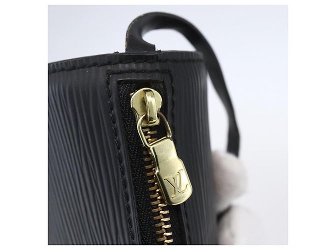 POCHETTE SOUFFLOT ÉPI NERA LOUIS VUITTON Auth yk19611 Nero - vista 10