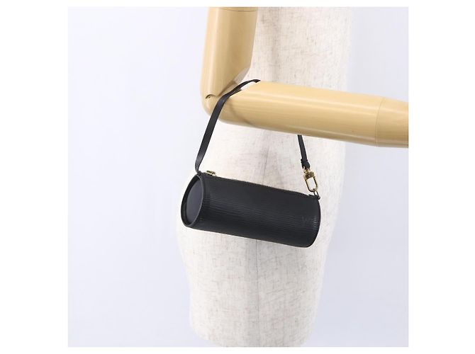 POCHETTE SOUFFLOT ÉPI NERA LOUIS VUITTON Auth yk19611 Nero - vista 20