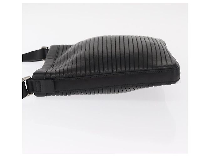 Borsa a Spalla Gancini in Pelle Nera e Argento di Salvatore Ferragamo Auth gh1244 Nero - vista 4