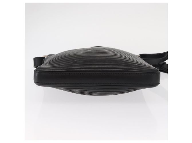 Borsa a Spalla Gancini in Pelle Nera e Argento di Salvatore Ferragamo Auth gh1244 Nero - vista 5