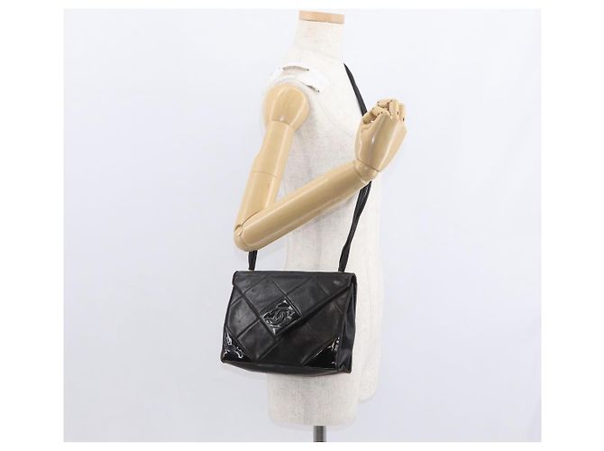 CHANEL Matelassierte Schultertasche aus Lammleder Braun Gold CC Auth BA8409 Golden - Ansicht 23