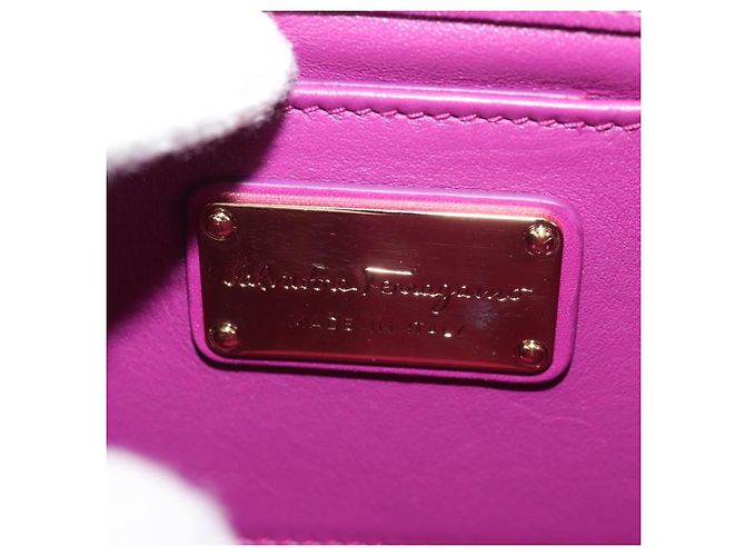 Borsa a spalla a catena Salvatore Ferragamo in pelle viola e oro Auth 152688V D'oro Porpora - vista 20