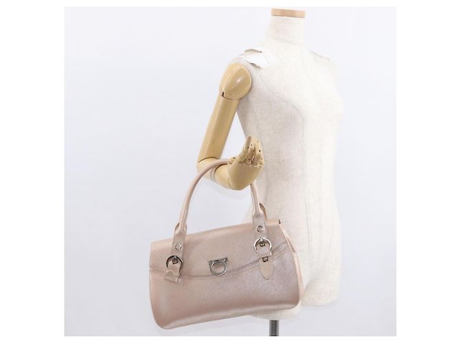 Sac à bandoulière Gancini en cuir rose argenté Salvatore Ferragamo Auth ka356 - vista 24