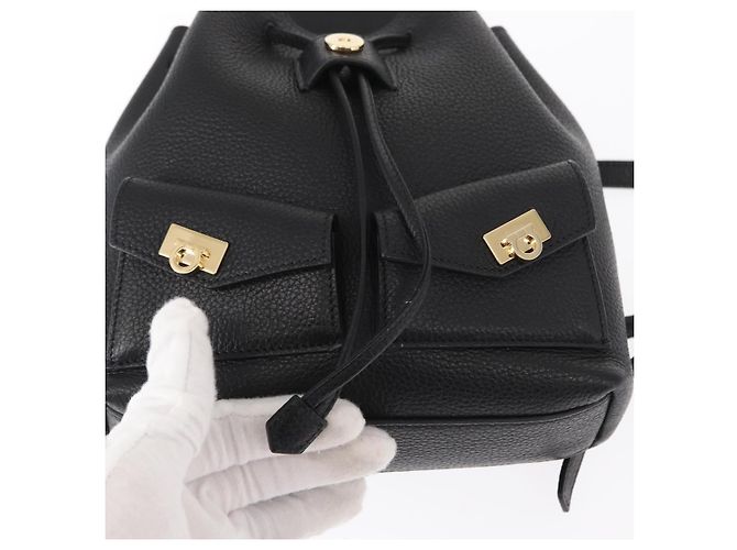 Zaino Gancini in pelle nera e oro Salvatore Ferragamo Auth 154075SM Nero D'oro - vista 25