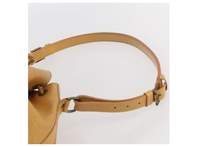 Noe LOUIS VUITTON Borsa a Spalla Petit Noé Epi Gialla M44109 LV Auth 144770 Giallo - vista 8