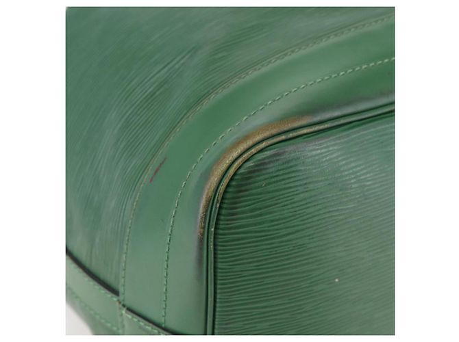 LOUIS VUITTON Bolsa de Hombro Epi Noe Verde M44004 LV Auth 144022 - vista 14