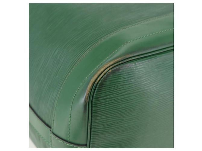 LOUIS VUITTON Bolsa de Hombro Epi Noe Verde M44004 LV Auth 144022 - vista 16