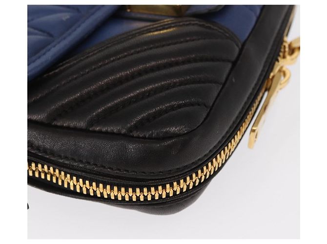 Borsa a Spalla Miu Miu Matelassé in Pelle 2 in 1 Blu Nero Oro Auth 153826 D'oro - vista 15