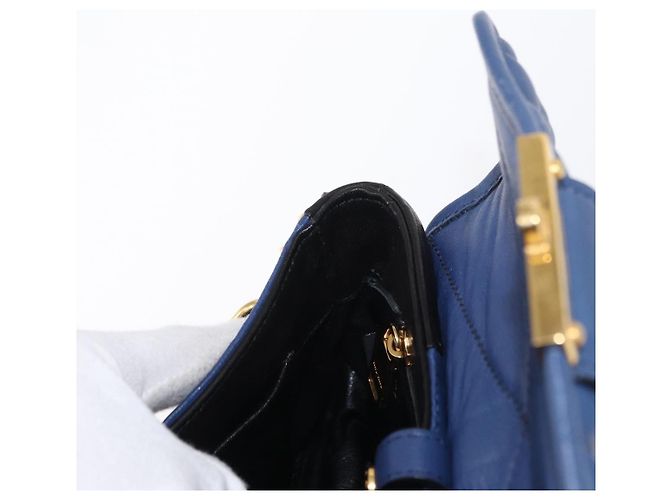 Borsa a Spalla Miu Miu Matelassé in Pelle 2 in 1 Blu Nero Oro Auth 153826 D'oro - vista 23