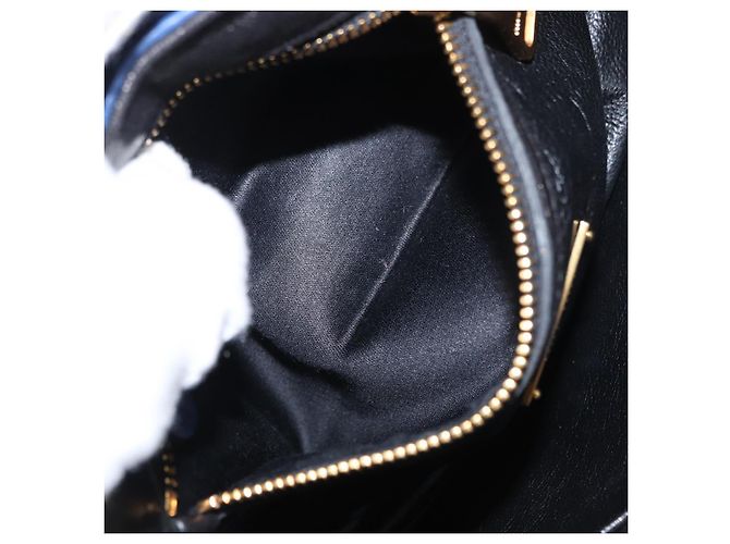 Borsa a Spalla Miu Miu Matelassé in Pelle 2 in 1 Blu Nero Oro Auth 153826 D'oro - vista 25