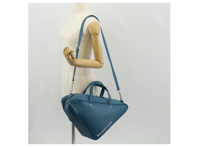 Borsa da viaggio Triangle M in pelle BALENCIAGA 2 in 1 Azzurro chiaro 476974 Auth 154084V - vista 29