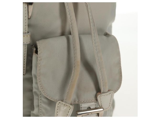 Sac à dos PRADA en nylon gris Auth sw1586 Marron - vue 2