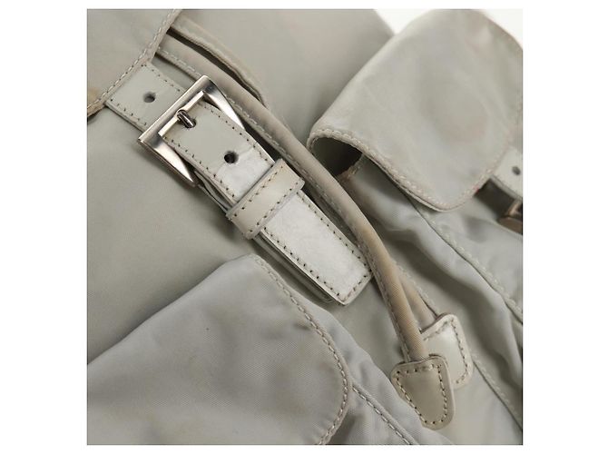 Sac à dos PRADA en nylon gris Auth sw1586 Marron - vue 29