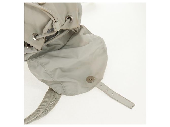 Sac à dos PRADA en nylon gris Auth sw1586 Marron - vue 31