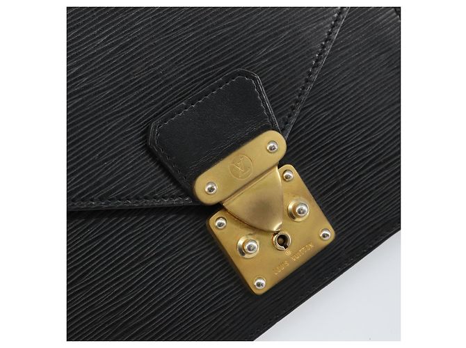 LOUIS VUITTON Epi Serie Dragonne Clutch Bag Nero M52612 LV Auth ep11370 - vista 17