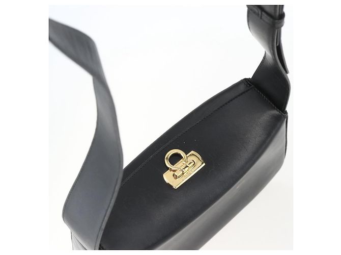 Gancini Schultertasche aus Leder Schwarz Gold Salvatore Ferragamo Auth 156984 Golden - Ansicht 6